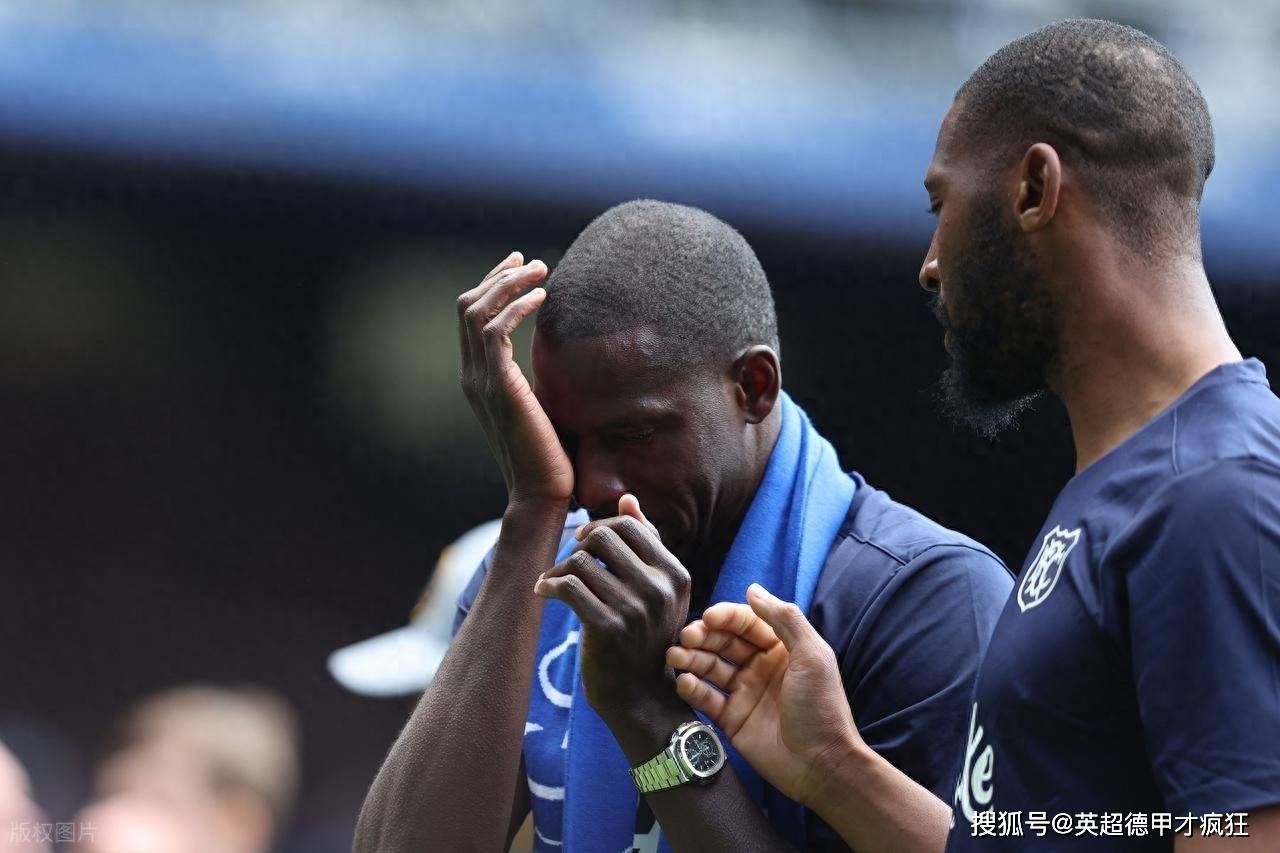 英超埃弗顿告别古迪逊公园球场！好消息是不拆了埃弗顿，给埃弗顿女足！