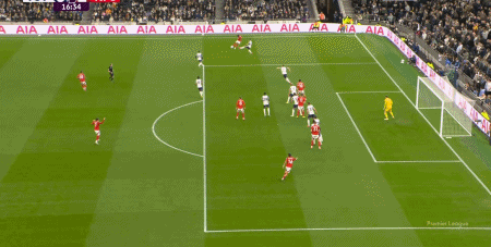 体坛联播｜利兹联、伯恩利重返英超利兹联，北京淘汰北控队晋级四强