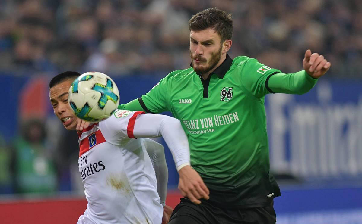 伯恩利控场能力出众伯恩利，沃特福德似乎已无心恋战