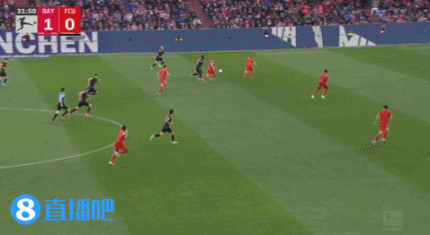 反应很快！诺伊尔对阵柏林联近距离神扑柏林联，当选本赛季德甲最佳扑救