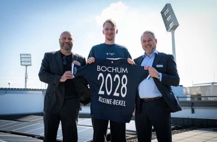 官方：波鸿签下基尔中卫贝克尔波鸿，双方签约至2028年