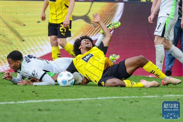 足球 | 德甲：多特蒙德胜沃尔夫斯堡