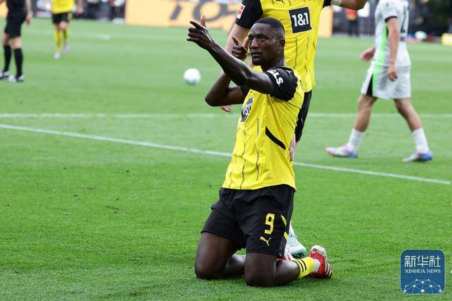 足球 | 德甲：多特蒙德胜沃尔夫斯堡