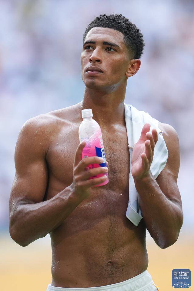 世俱杯丨皇家马德里晋级八强