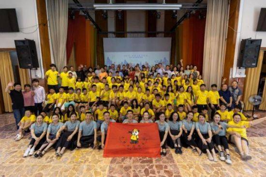 “2025年中华文化大乐园——西班牙巴塞罗那营”收官