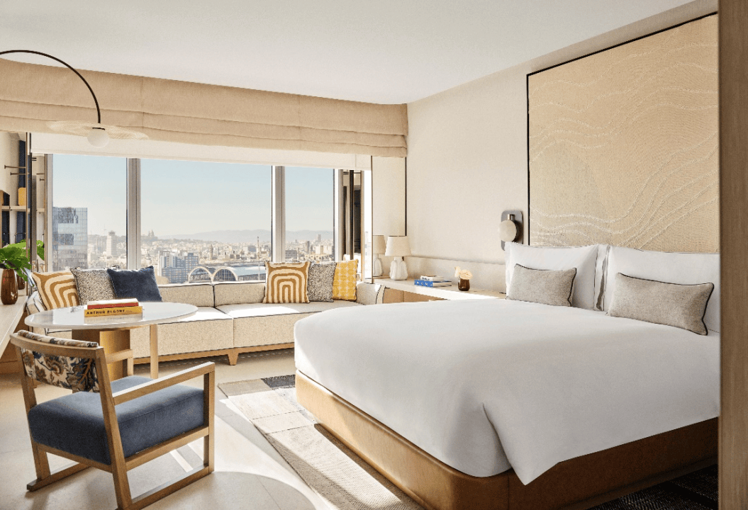 旅游媒体｜重塑典范：巴塞罗那艺术酒店未来愿景巴塞罗那，永续经典，面向未来｜广州旅游媒体 巴塞罗那艺术酒店