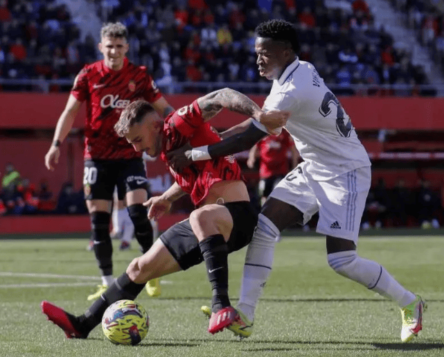 西甲 维罗纳vs马洛卡