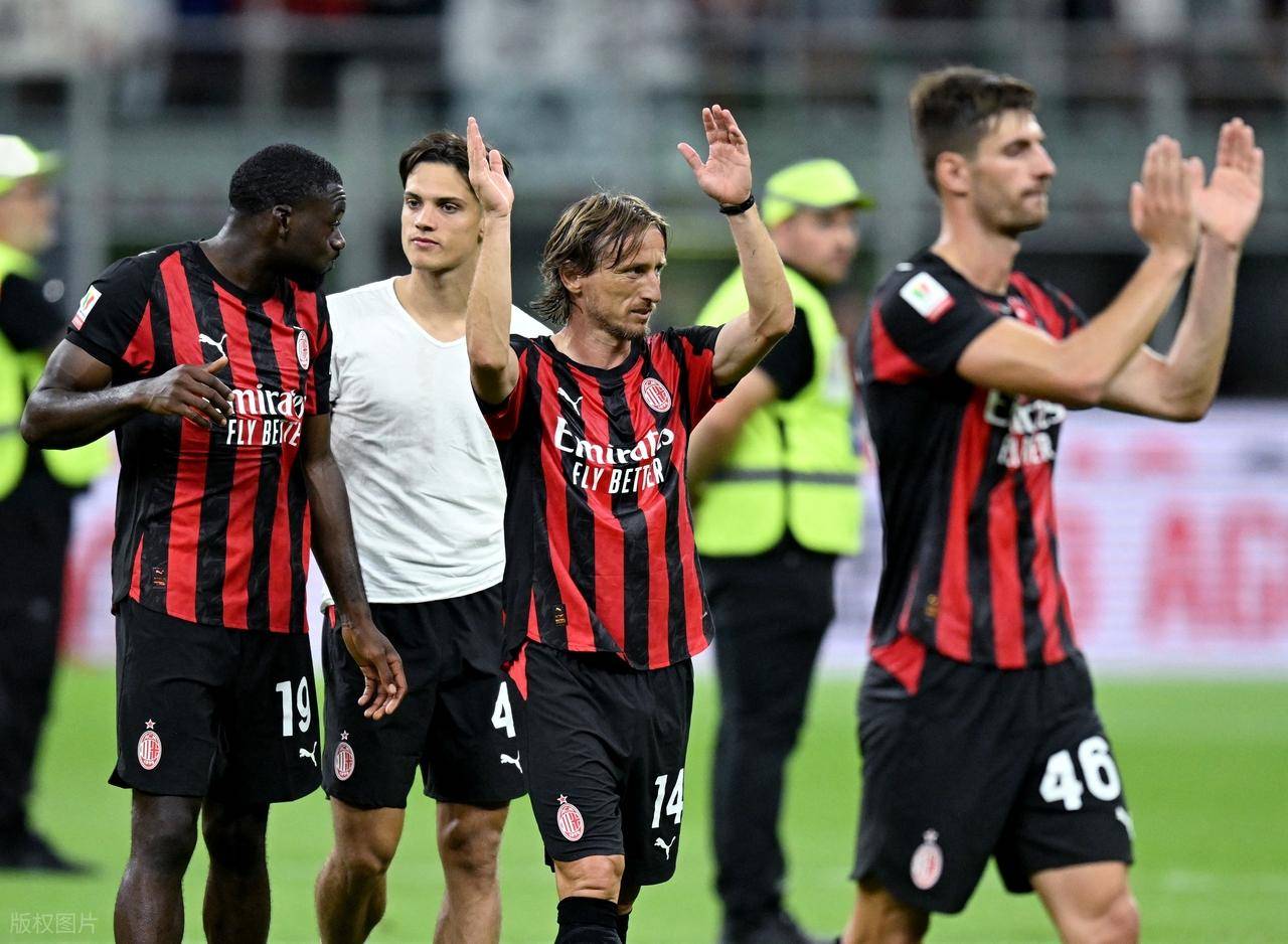 意甲：AC米兰士气高涨AC米兰，克雷莫纳能否顶住压力？AC米兰VS克雷莫纳