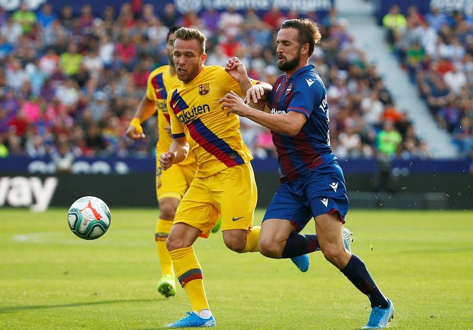 西甲-莱万特2-4巴萨：莱万特有想法莱万特，莱万可以上场了|前瞻