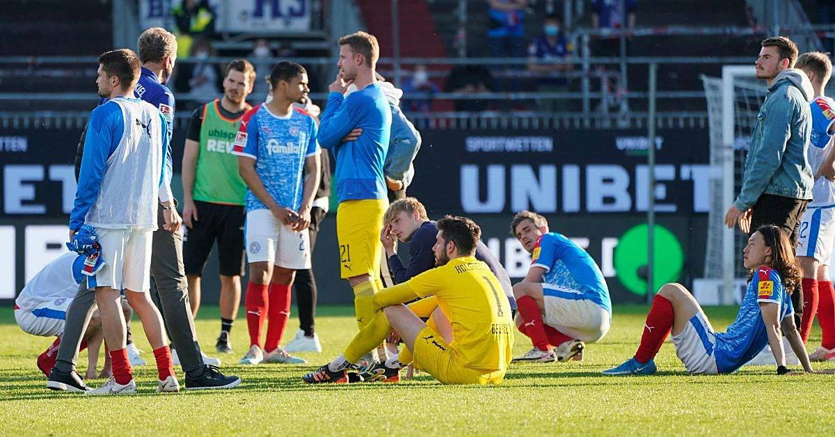 荷尔斯泰因基尔友谊赛客场状态出色荷尔斯泰因基尔，帕德博恩近3次交锋处于劣势