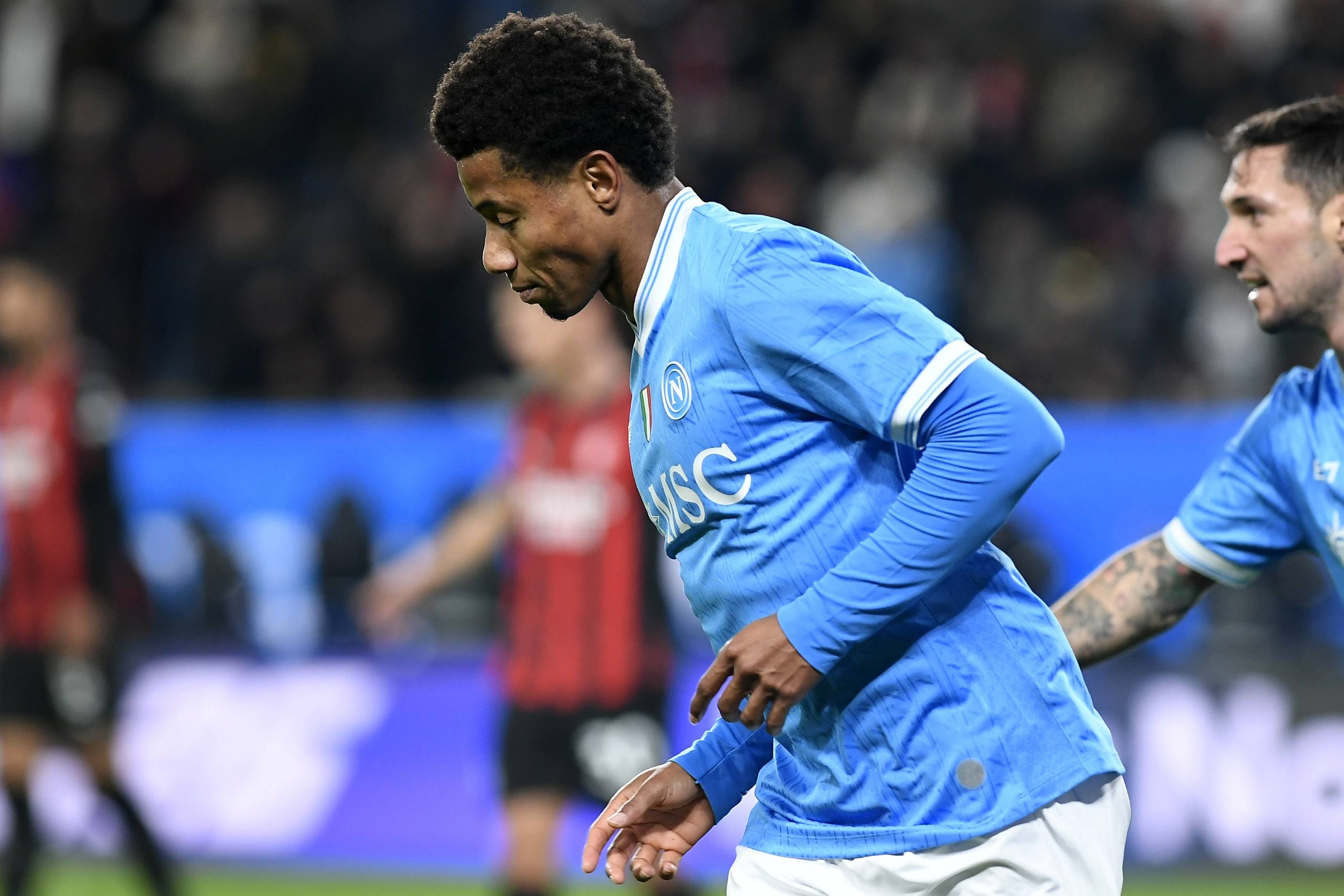 （外代二线）足球——意大利超级杯：那不勒斯晋级决赛