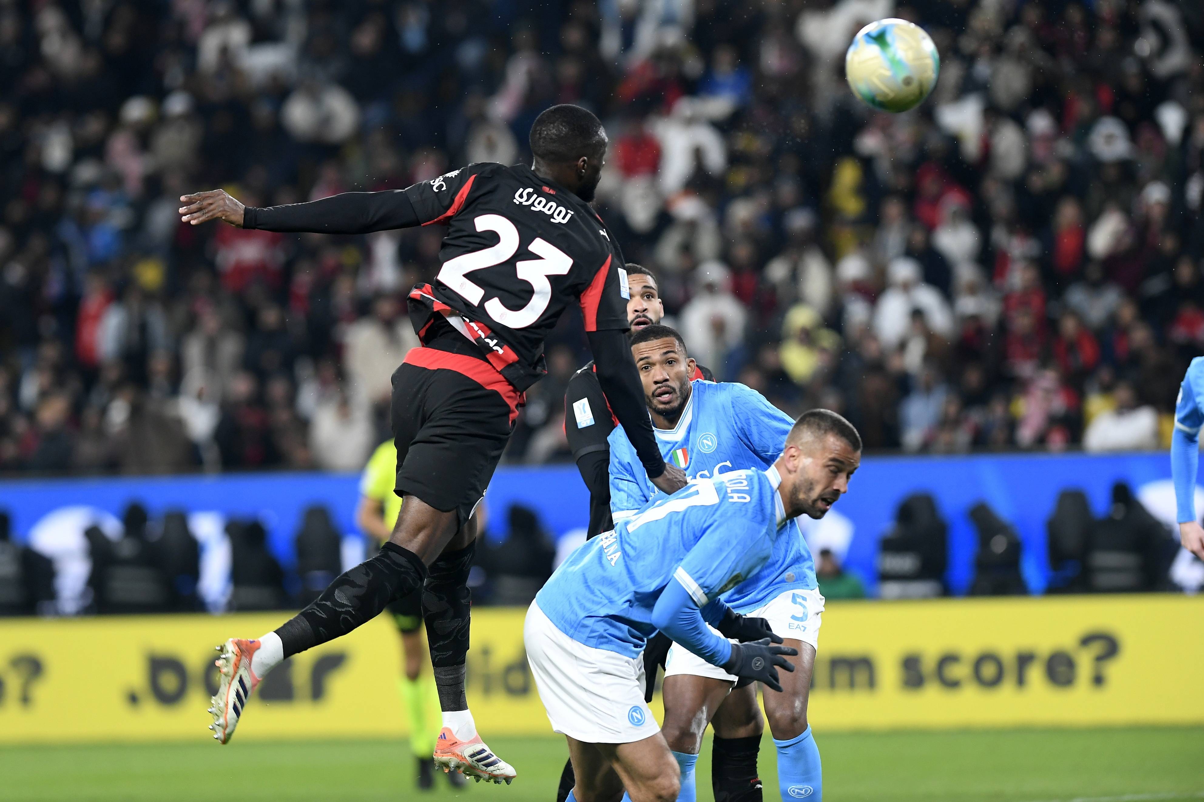 （外代二线）足球——意大利超级杯：那不勒斯晋级决赛