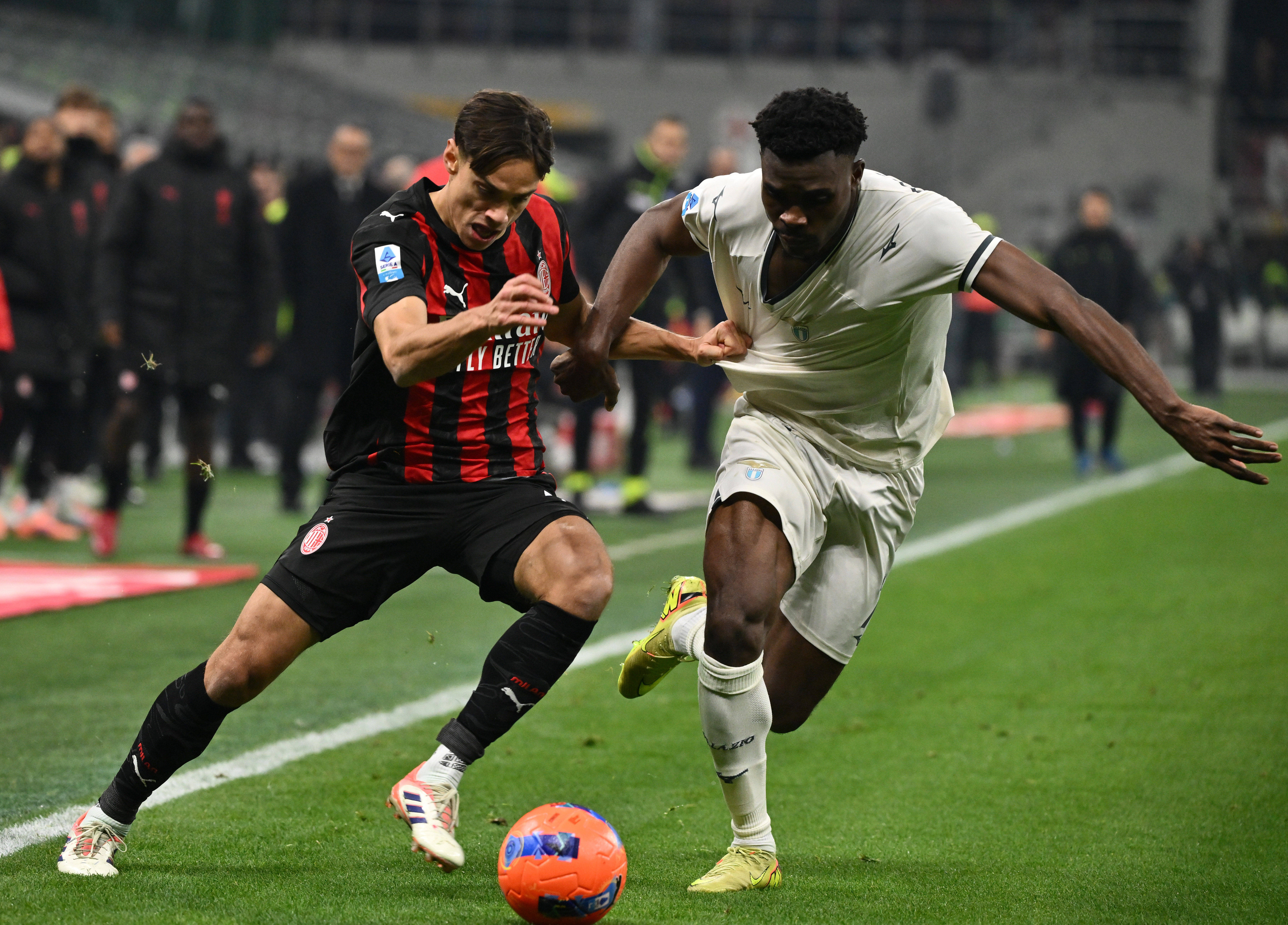 意甲｜米兰小胜拉齐奥 尤文力克卡利亚里