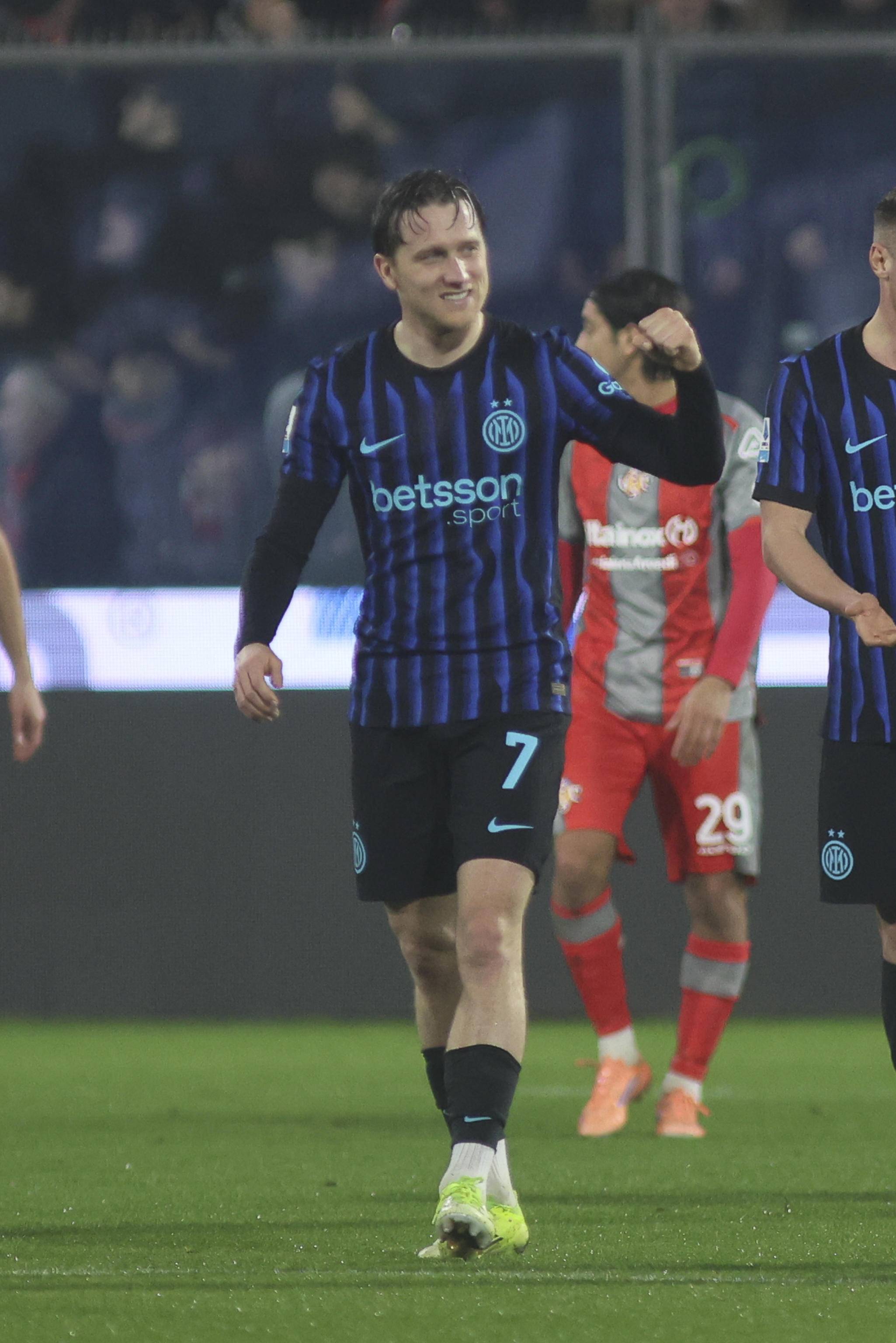 （外代二线）足球——意甲联赛：国米胜克雷莫纳