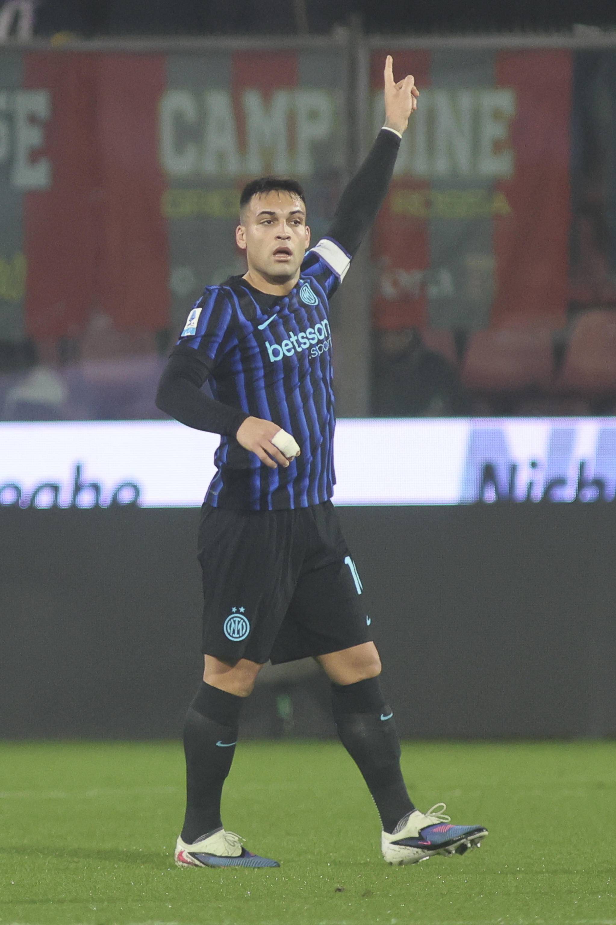 （外代二线）足球——意甲联赛：国米胜克雷莫纳